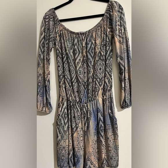 ❤️ EUC Small Tart Romper - Picture 1 of 3